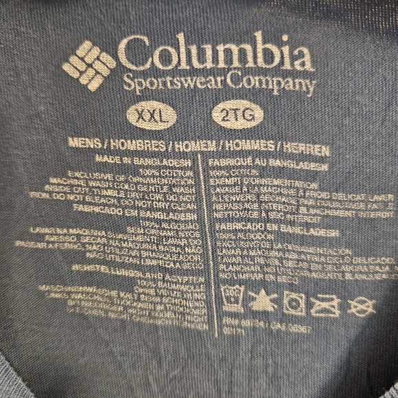 👕 2/$20 Columbia Tshirt - Picture 4 of 5